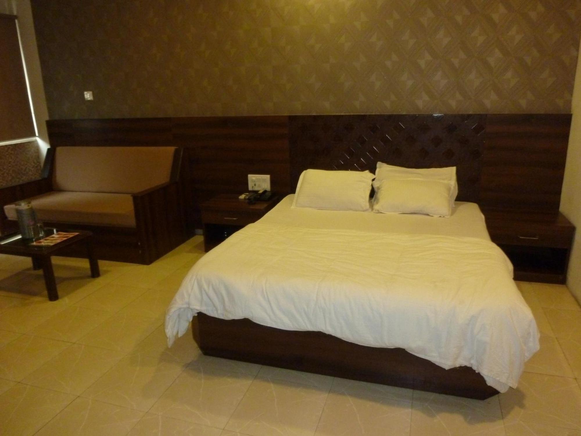 Hotel Regal Palace 뭄바이 객실 사진