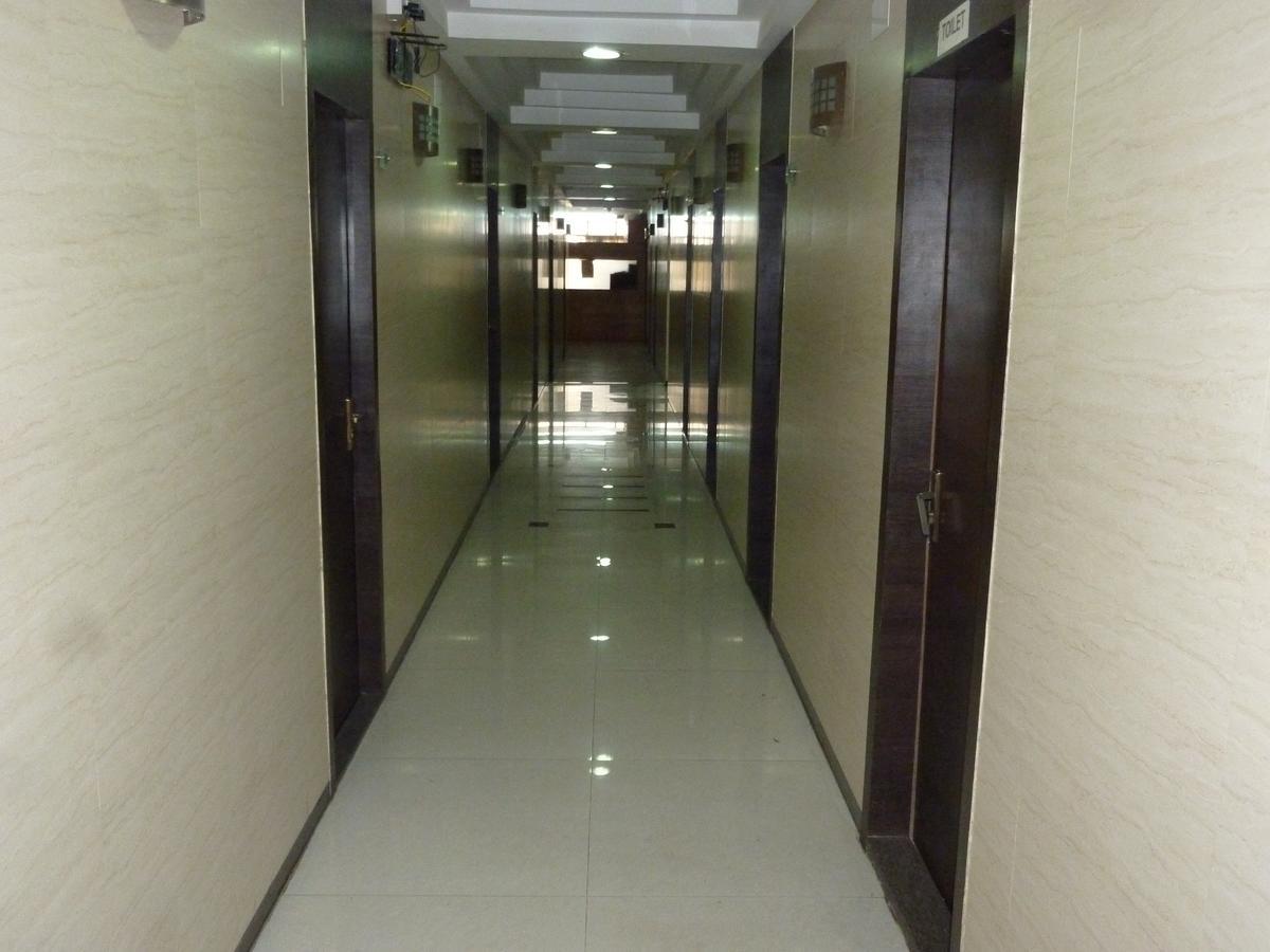 Hotel Regal Palace 뭄바이 외부 사진