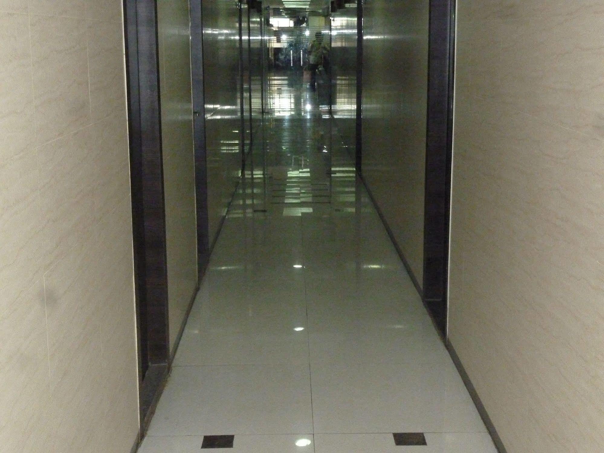 Hotel Regal Palace 뭄바이 외부 사진